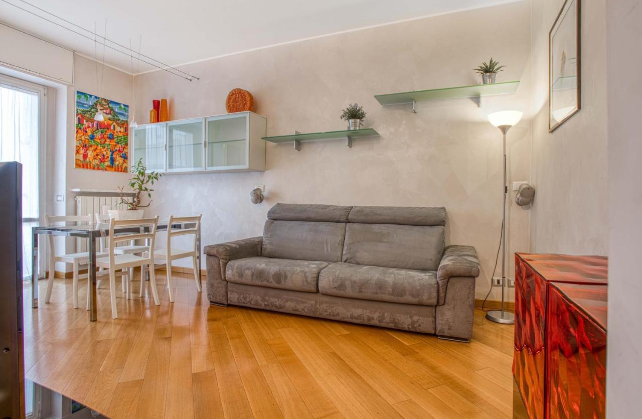 Joivy Vibrant Flat With Balcony Apartment มิลาน ภายนอก รูปภาพ