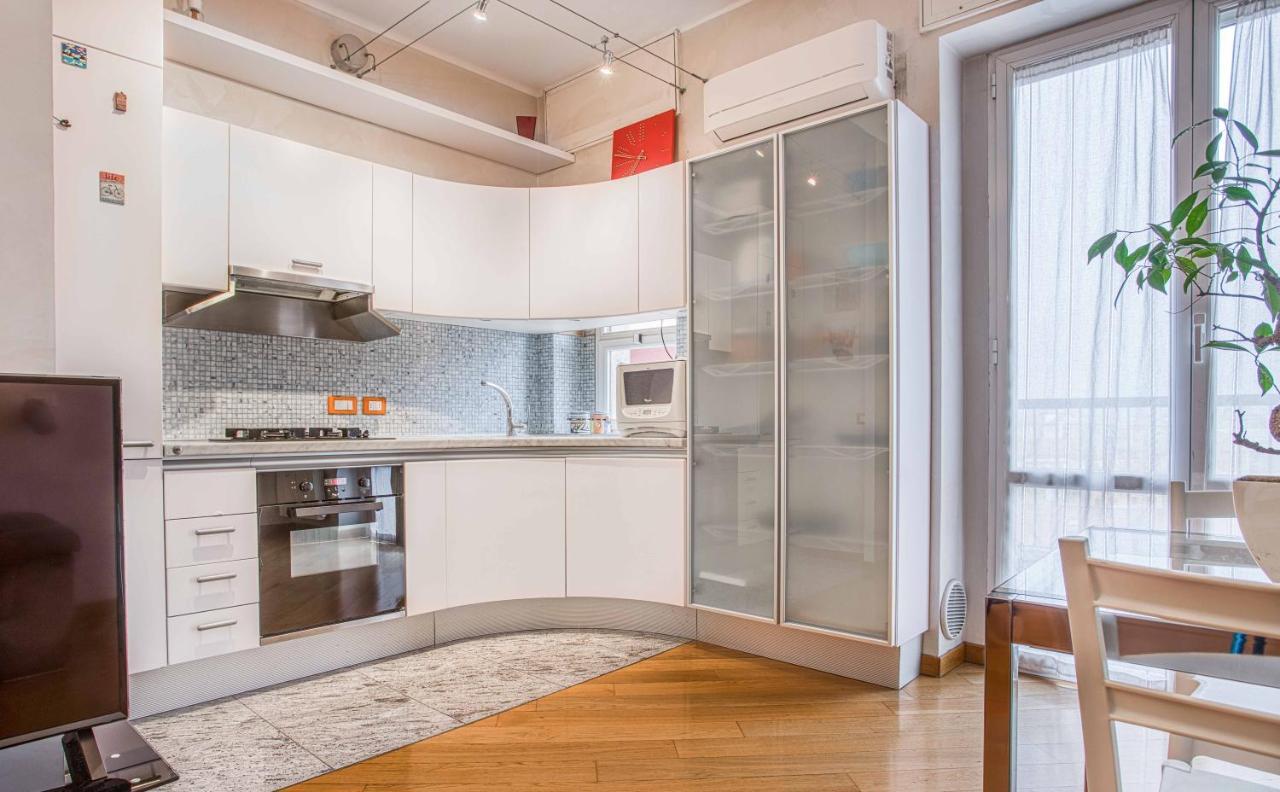Joivy Vibrant Flat With Balcony Apartment มิลาน ภายนอก รูปภาพ